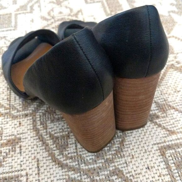 Franco Sarto Leather ladies Heels 👠 - Picture 4 of 10